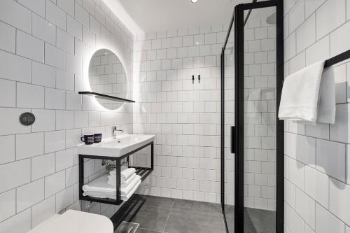 Ванная комната в Heymo 1 by Sokos Hotels
