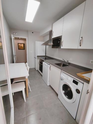 Η κουζίνα ή μικρή κουζίνα στο Apartamento Santander Maliaño