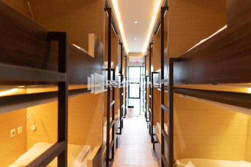 Capsule Inn Antasari Mitra RedDoorz