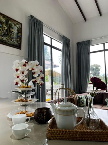 Ruang duduk di Neblina House