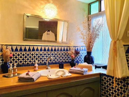 Photo de la galerie de l'établissement Riad Dar Zouar & Spa, à Marrakech