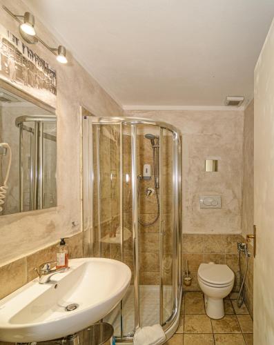 Ένα μπάνιο στο B&B Relais Inn Lucca
