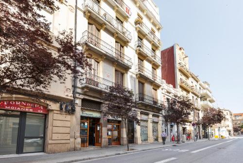 Moianes Apartment by Olala Homes