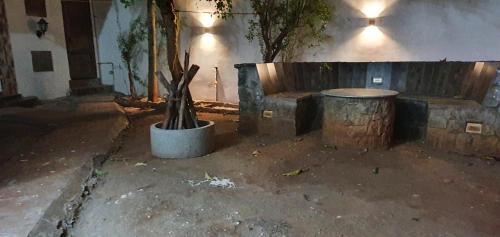 Galería fotográfica de Oonjal Veedu-Renovated Recently en Kuttālam