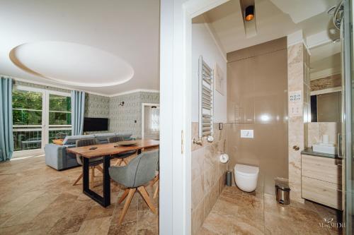 Kuchyňa alebo kuchynka v ubytovaní Apartament Silence BORGUNO 06
