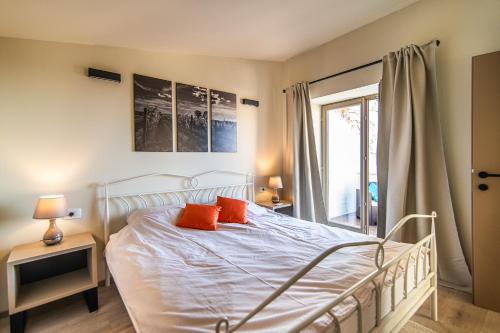 Postel nebo postele na pokoji v ubytování Villa Ulika by Villa Plus
