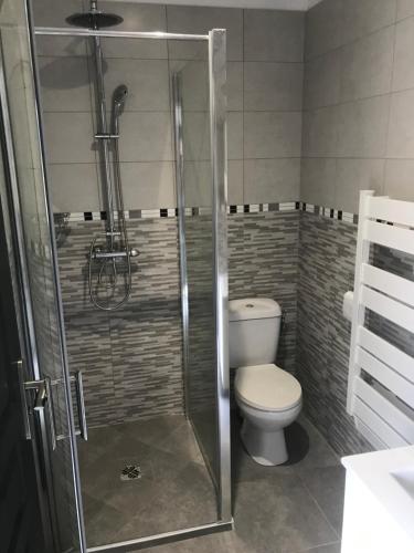 Ένα μπάνιο στο Superbe studio entièrement refait a neuf