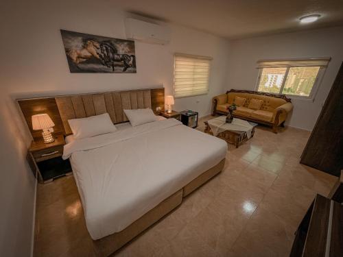 Petra Jewel Luxury Hotel