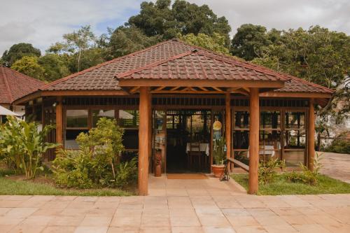 Κήπος έξω από το Hotel Vale do Jiquiriçá