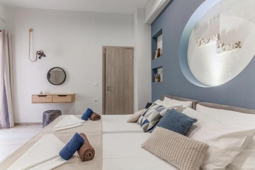 Avra Suites in City center - 50m to Beach