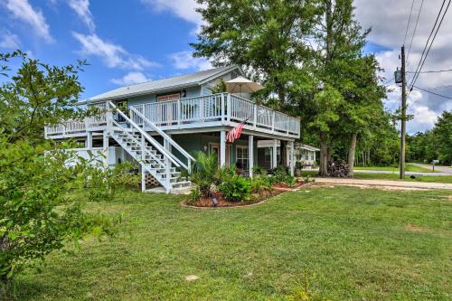 Waveland Baycation House - Close to Beaches