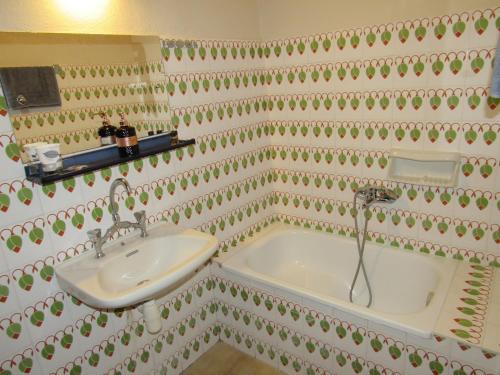 Un baño de Hotel Argilos