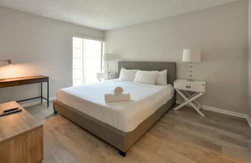 Designer River View Apartmentsにあるベッド