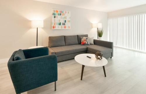 Designer River View Apartmentsにあるシーティングエリア