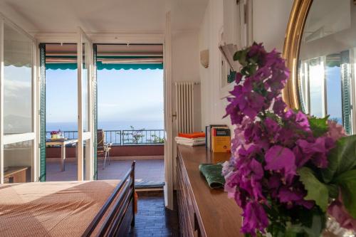 A bed or beds in a room at Orizzonti blu! In villaggio esclusivo con terrazza