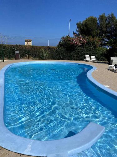 Bazén v ubytování Appartement Marineland Sea View nebo v jeho okolí