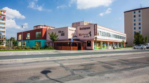 Budova, kde se hotel nachází