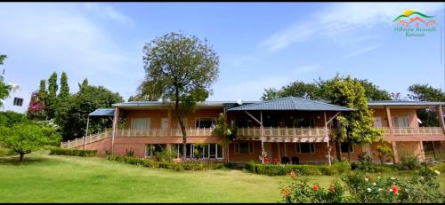Aravali Hill View Estate – Photos 2