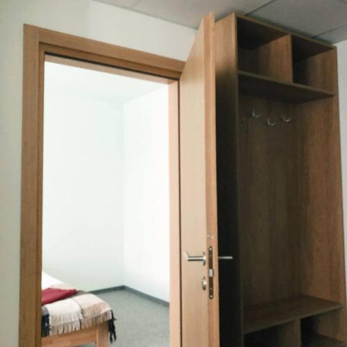 Imagen de la galería de UCU INN - Кімнати для гостей, en Leópolis