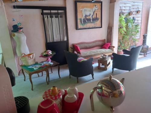 Ruang duduk di Le jardin de Sabine