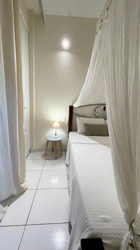 Vanilla - HappyHostGr - Downtown Apartment
