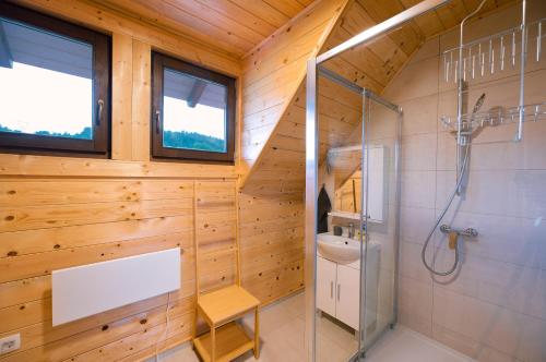 Koupelna v ubytování Chalets Zelena Vrata