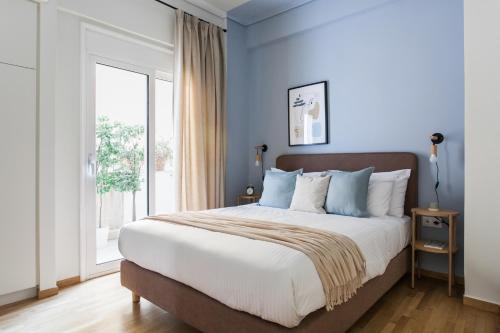 Dazzling 1BR Apartment in Koukaki by UPSTREET