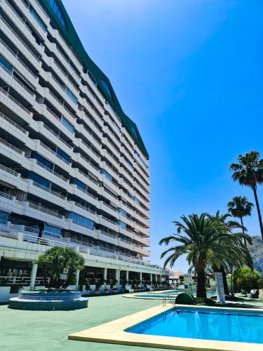 AVANOA - Esmeralda Calpe