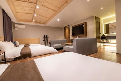Ένα ή περισσότερα κρεβάτια σε δωμάτιο στο Sorgente Business Hotel