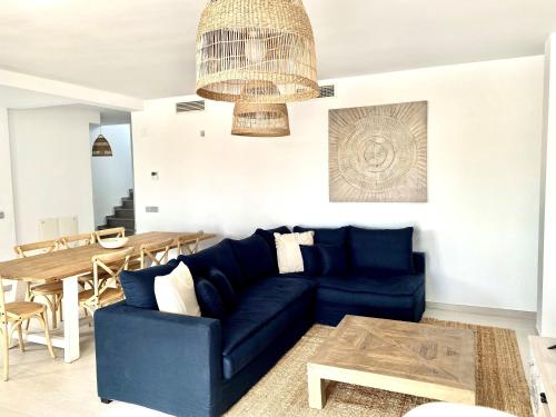 Apartment 3 bdrm brand new close to Golf and Beach