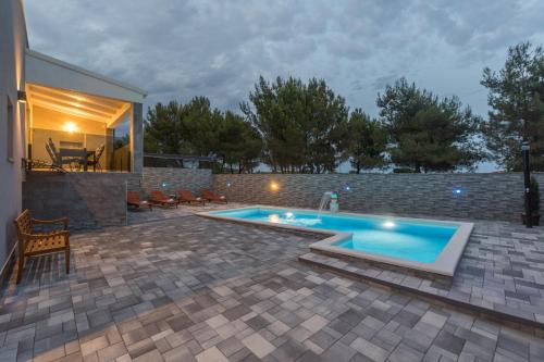 Πισίνα στο ή κοντά στο Villa Adria Fažana