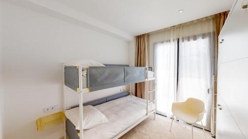 Posteľ alebo postele v izbe v ubytovaní Higueron West III - Ground Floor Apartment Private Pool