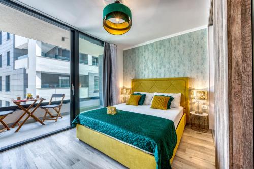 Royal Luxuria Modern Studio
