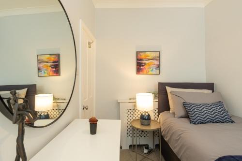 Posteľ alebo postele v izbe v ubytovaní Branston House