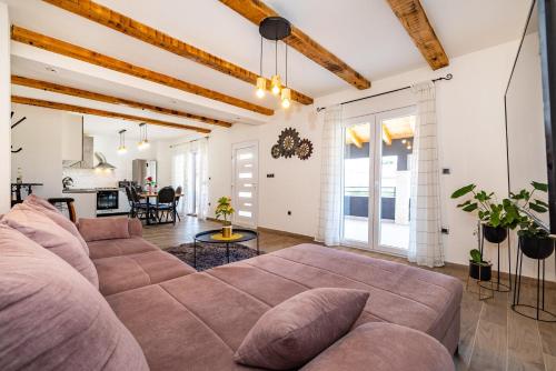 Posedenie v ubytovaní Apartman MISS Pridraga