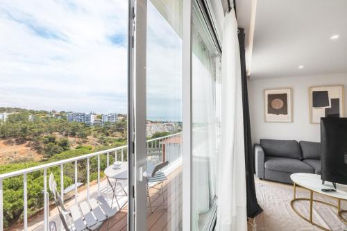 Ocean Apartment by Olala Homes
