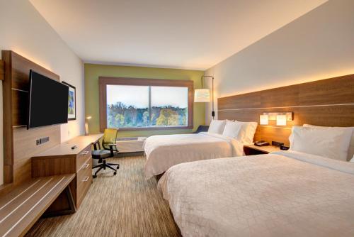 Photo de la galerie de l'établissement Holiday Inn Express & Suites Charlotte Southwest, an IHG Hotel, à Charlotte