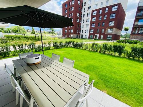 Imagen de la galería de Luxury apartment "Volmolen" with garden, terrace and free parking, en Harelbeke