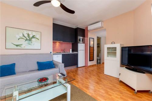 APARTAMENTO CON VISTAS AL MAR Y AL LAGO