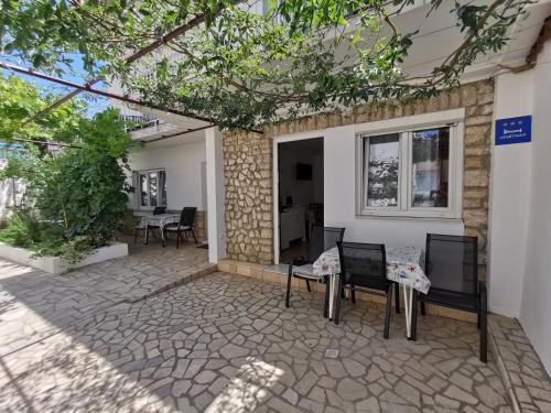 Gallery image of Studio Apartments Jasminka in Selce