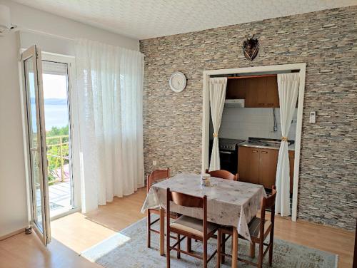 Apartmani Mila A1a, A1b & A2