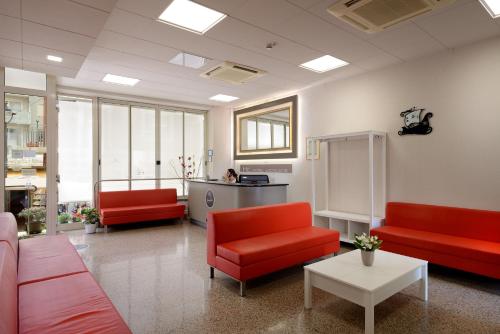 Ruang duduk di Hotel Excelsior