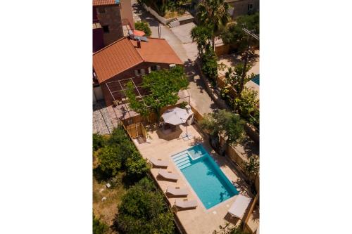 Bazén v ubytování Avocado Villas nebo v jeho okolí
