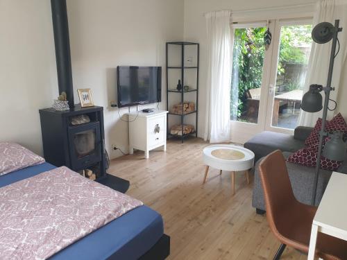 Μια τηλεόραση ή/και κέντρο ψυχαγωγίας στο AwayHome Zwolle