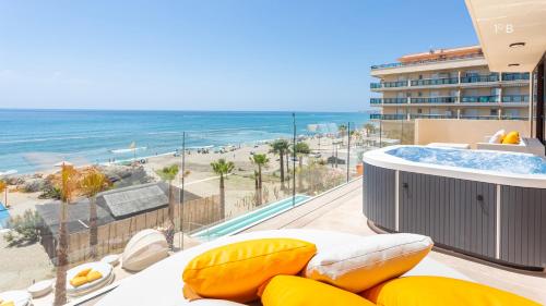 Higueron Rental Beach Club Suites - Managed by Higuerón Resort