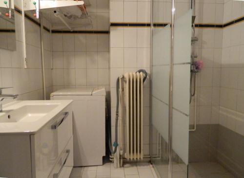 Elegant 3BD apartment in Kolonaki