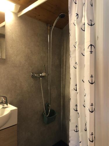 A bathroom at bella Romantica