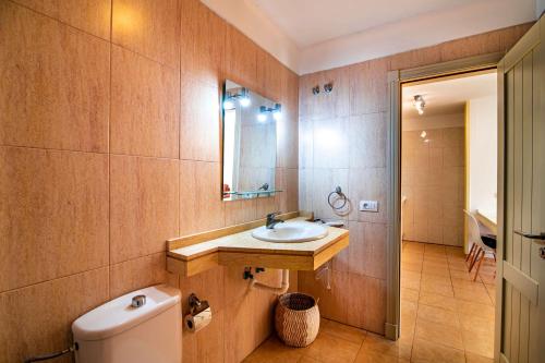 Phòng tắm tại Lovely 1-bedroom apartment whit pool