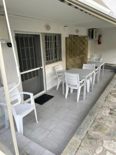 Balkoni atau teres di Garden View Apartments by nikolis