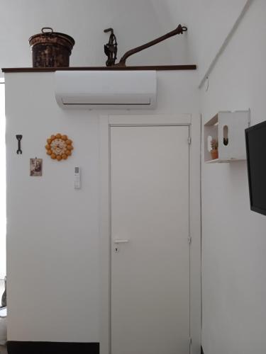 Una televisión o centro de entretenimiento en CASA MARI